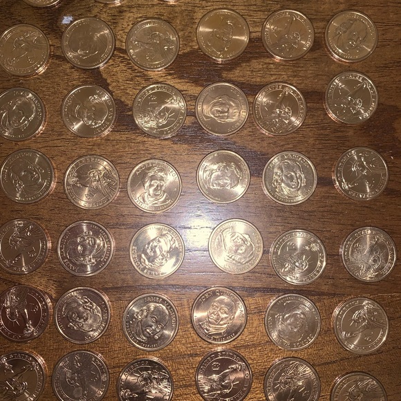 87 Variety $1 Presidential gold coins + 4 Sacagawea dollars with (p) indication - Picture 5 of 7